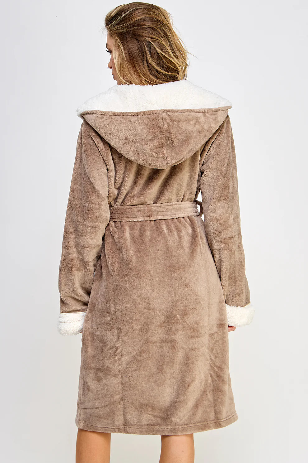 Sydney Robe