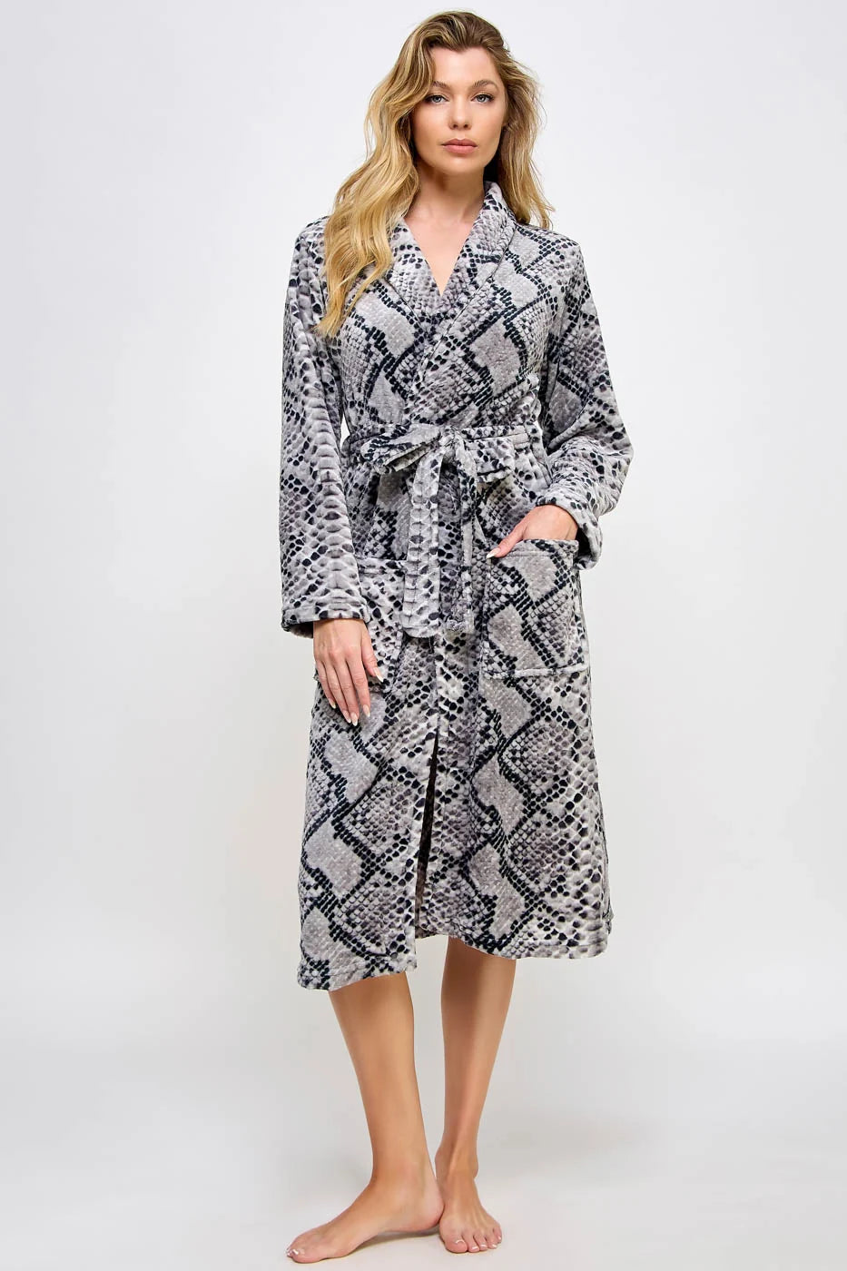 Payton Robe