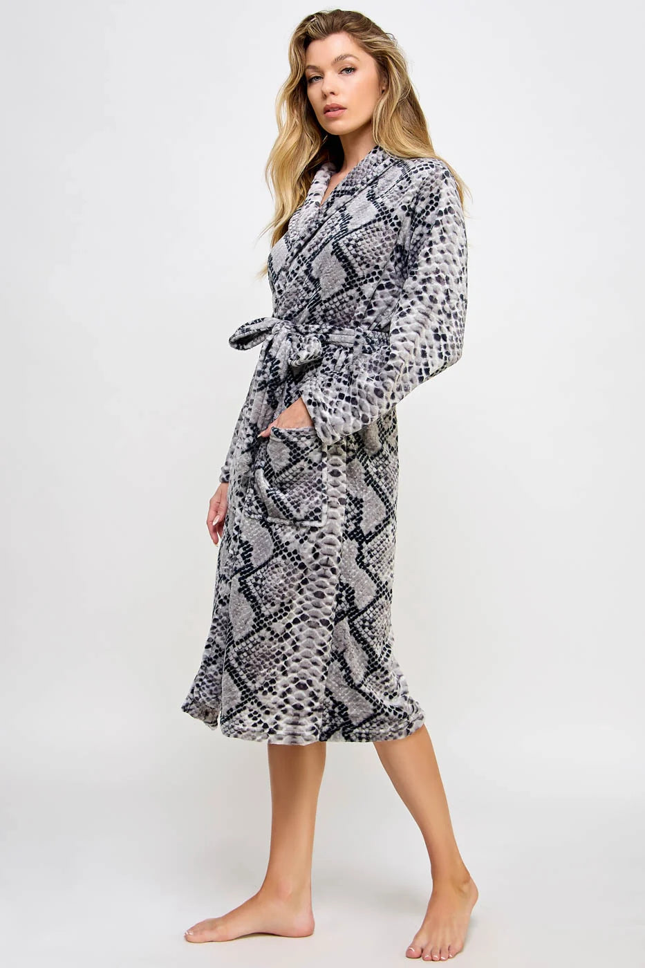 Payton Robe