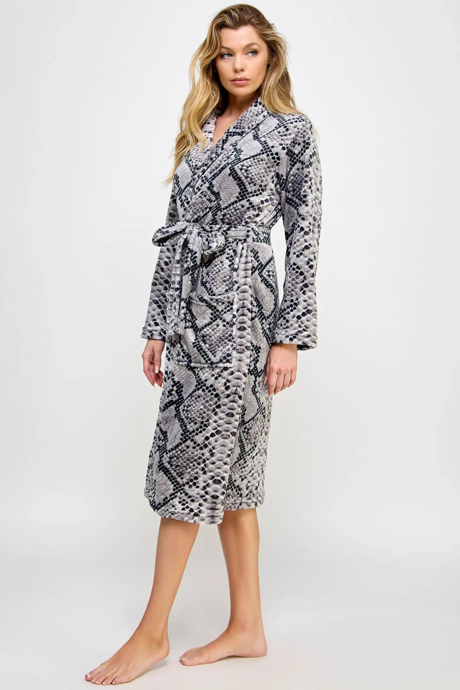 Payton Robe
