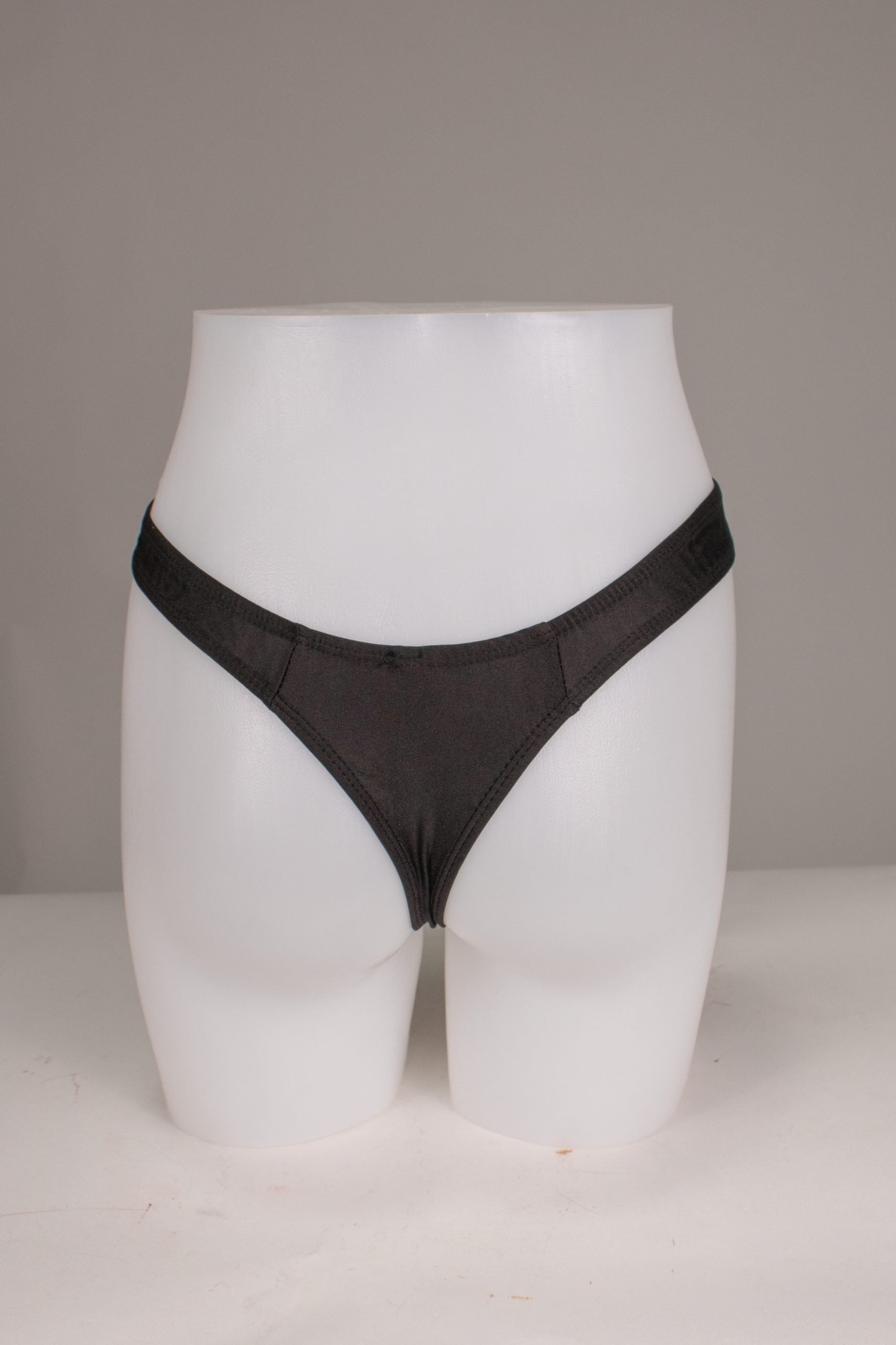 Classic Gaff for Tucking