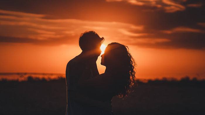 Feminine body language and dating for the new transgender woman