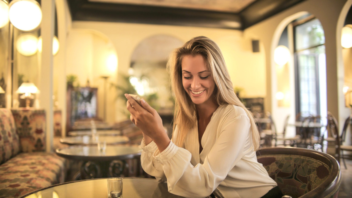 Etiquette and dining tips for the new transgender woman