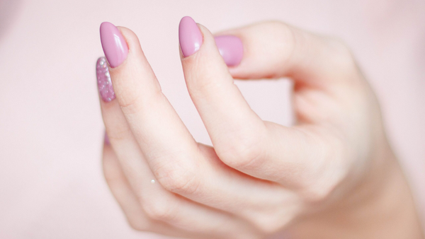 Feeling feminine down to your fingertips