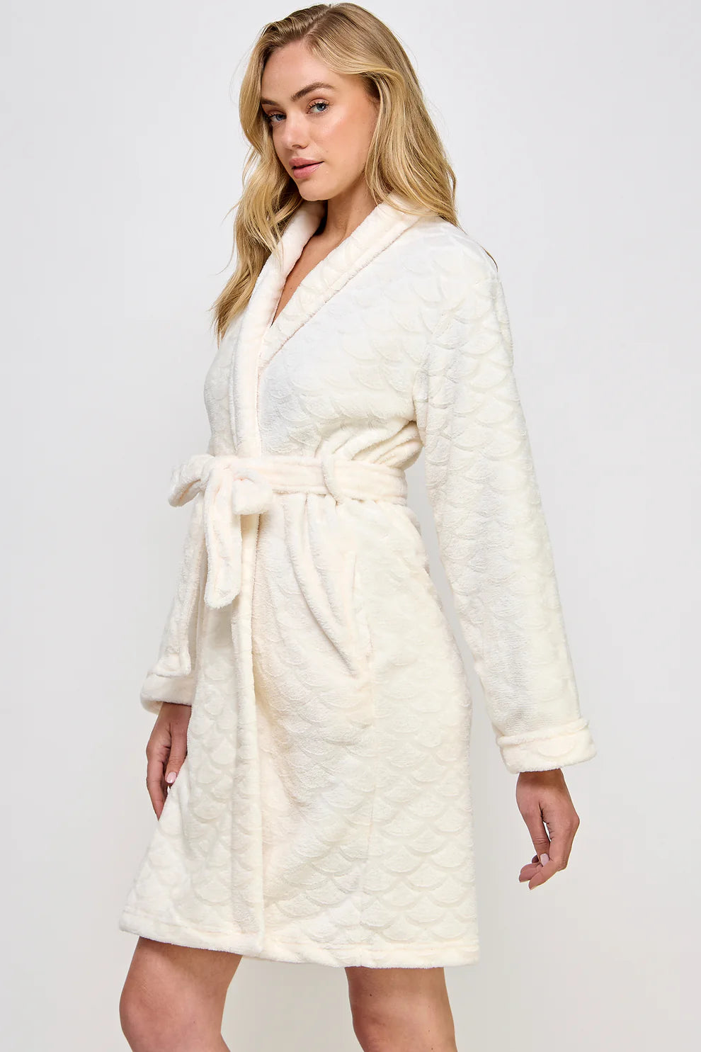 Ariel Robe
