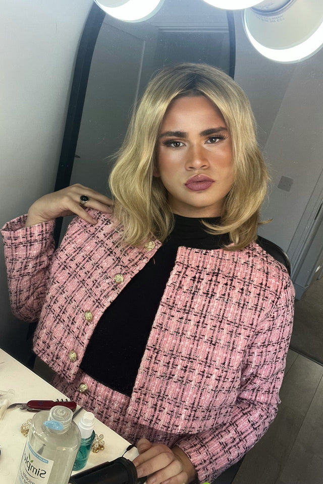 Alice is wearing a Henry Margu Bethany wig in the colour 26GR