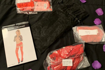 Red lingerie review – Love Amber